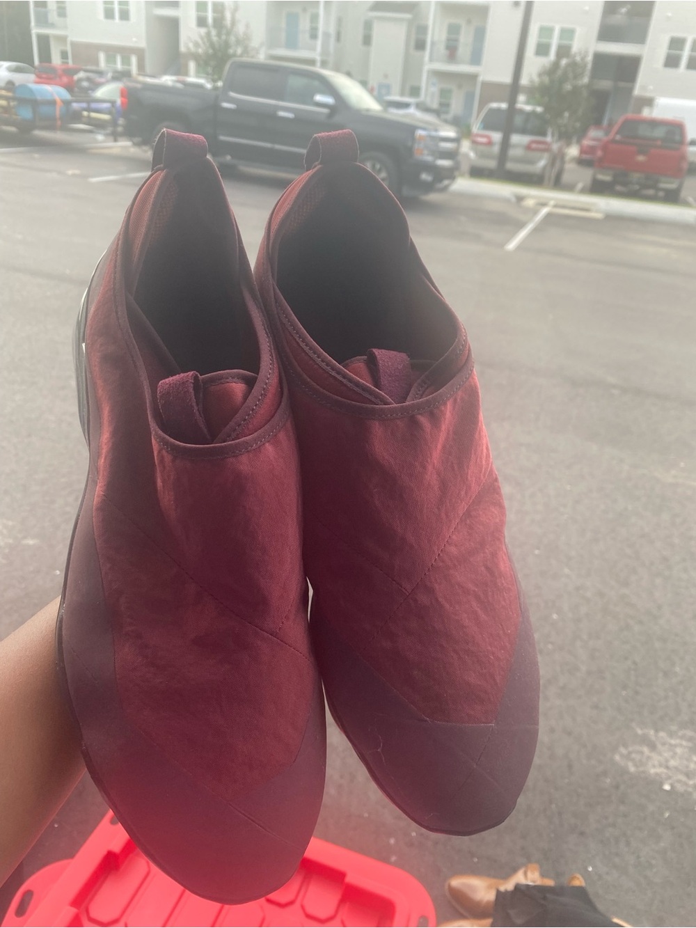 Nike Air VaporMax Moc Roam Burgundy Crush
